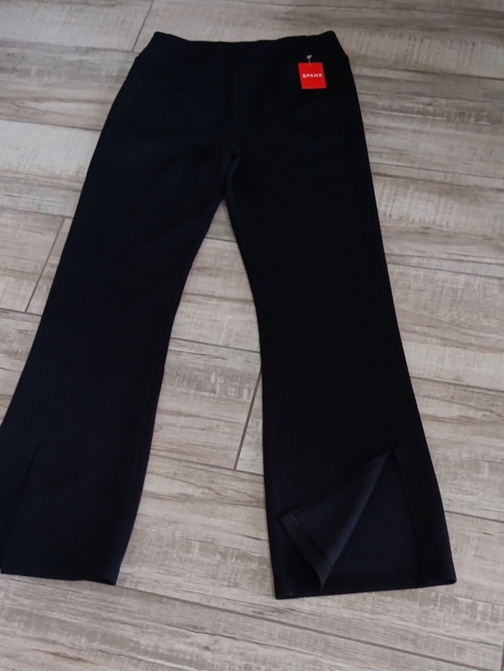 SPANX..AIR ESSENTIALS FRONT SLIT PANT..LARGE
